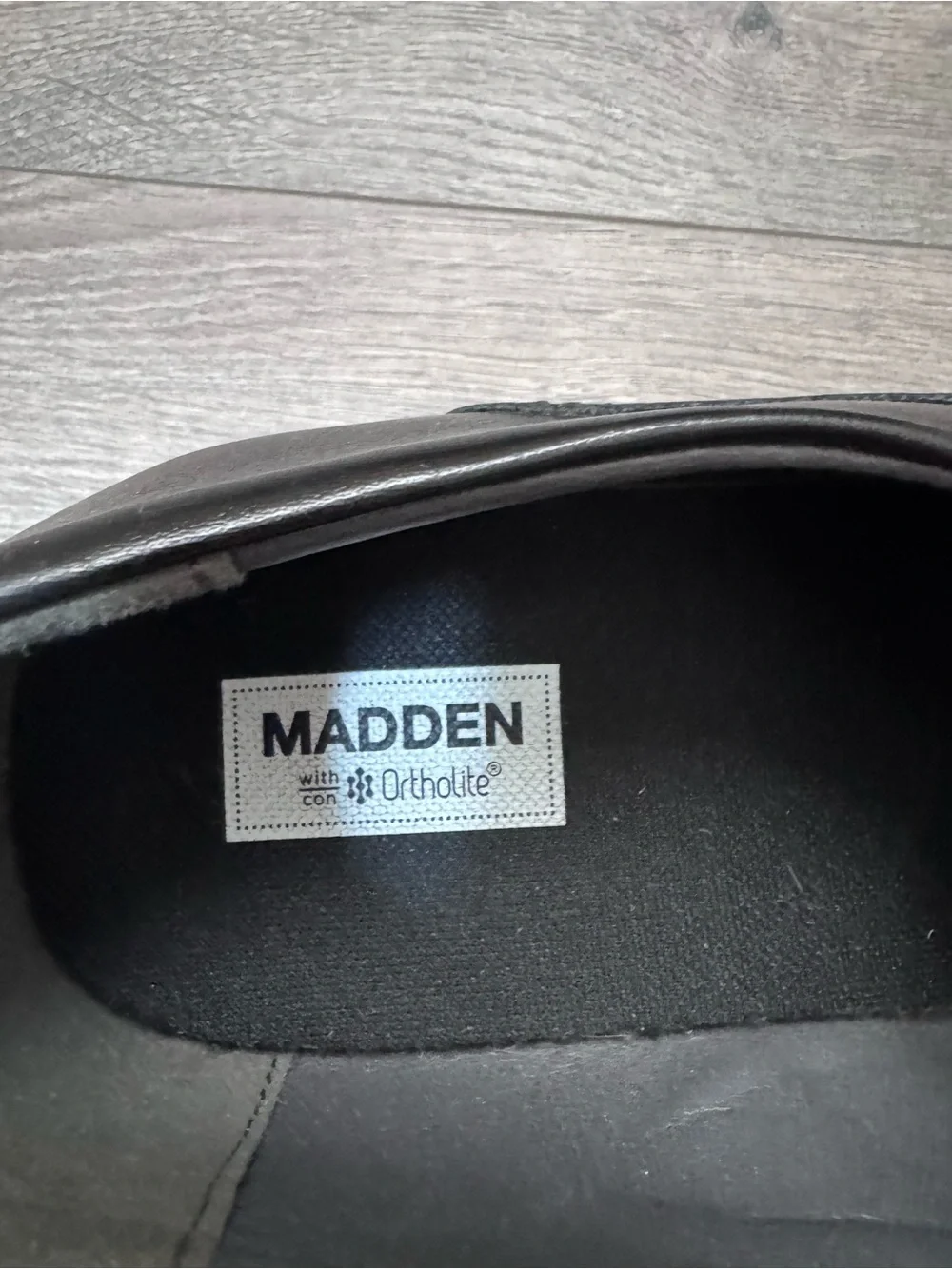 Steve Madden Black Leather Bit-Detail Slip-On Loafers